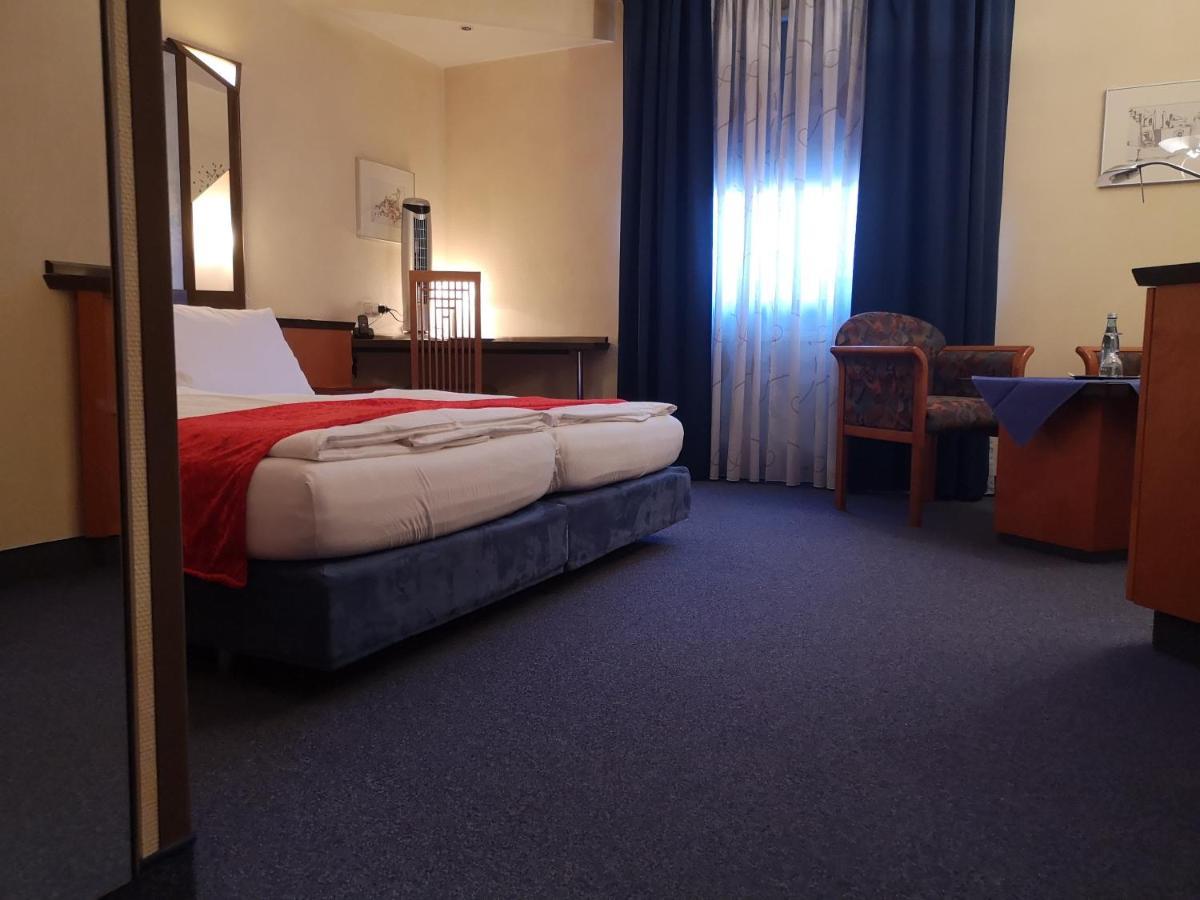 Main Hotel Eckert 3 Margetshöchheim Esterno foto